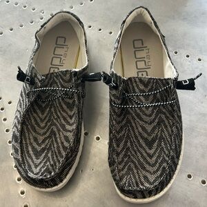 Hey Dude Wendy Women’s size 8. Worn once in EUC